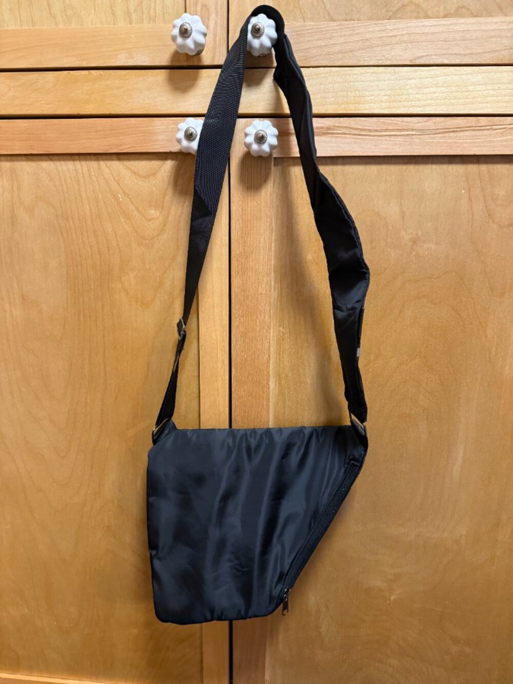 Bag - Picture 2 of 5
